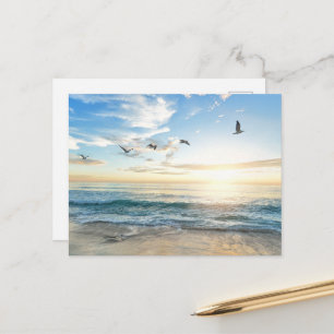 Carte Postale Oiseaux en vol au-dessus de l'océan