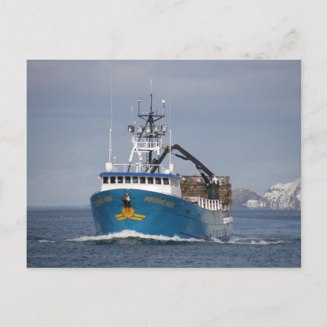 Carte Postale Pacific Sun, Crab Boat in Dutch Harbour, Alaska (Devant)