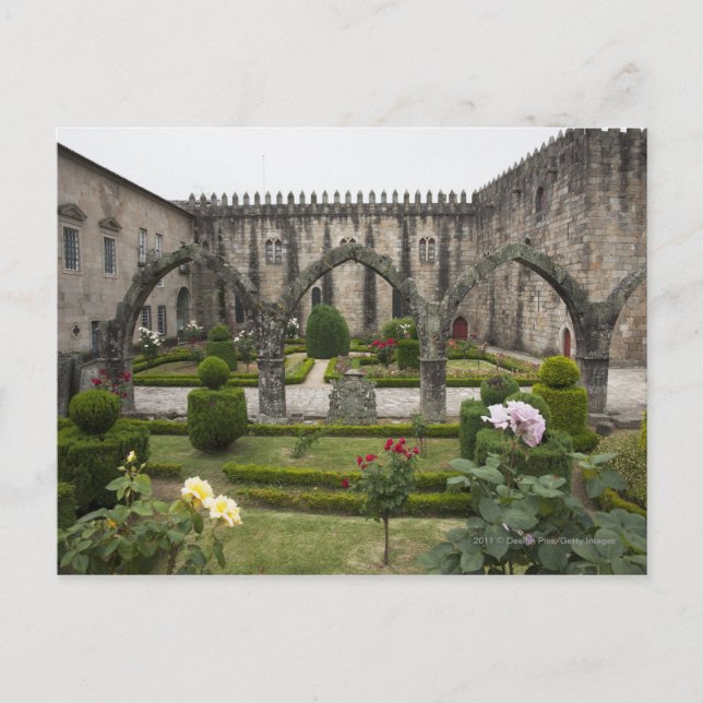 Carte Postale Palais De L'Archevêque De Braga Avec Jardin (Devant)
