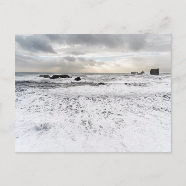 Carte Postale Pale foamy ocean seascape, Iceland (Devant)