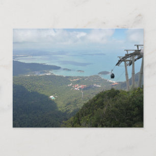 Carte Postale Panorama d'une île tropicale avec téléphérique