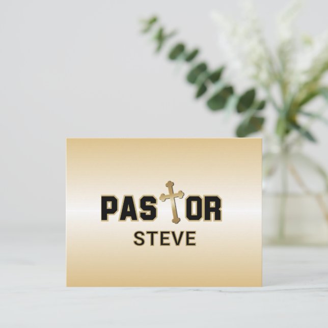 Carte Postale Pasteur Croix d'or personnalisée (Debout devant)