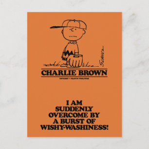 Carte Postale Peanuts   Charlie Brown Jouant au Ballon