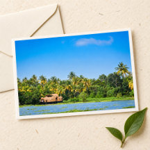 Péniche dans les eaux intérieures du Kerala