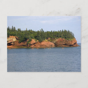 Carte Postale People sea kayaking in the Bay of Fundy at St.