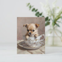 Petit plaisir : chiot Chihuahua dans une tasse à t