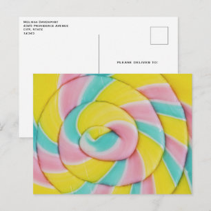 Carte Postale Photo de bonbons en spirale arc-en-ciel pastel