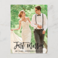Photo de mariage moderne tout juste mariés écritur