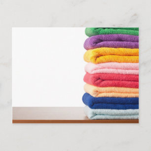 Carte Postale Pile de serviettes en microfibre colorées