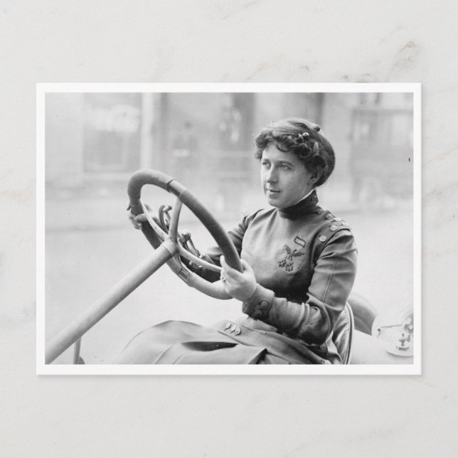 Carte Postale Pilote automobile Joan Newton Cuneo (Devant)
