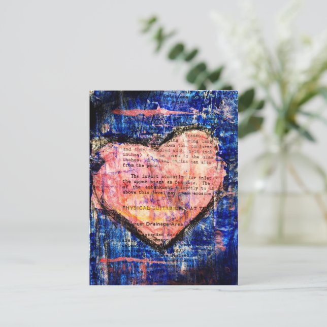 Carte Postale Pink Heart on Blue Mixed Media Art (Debout devant)