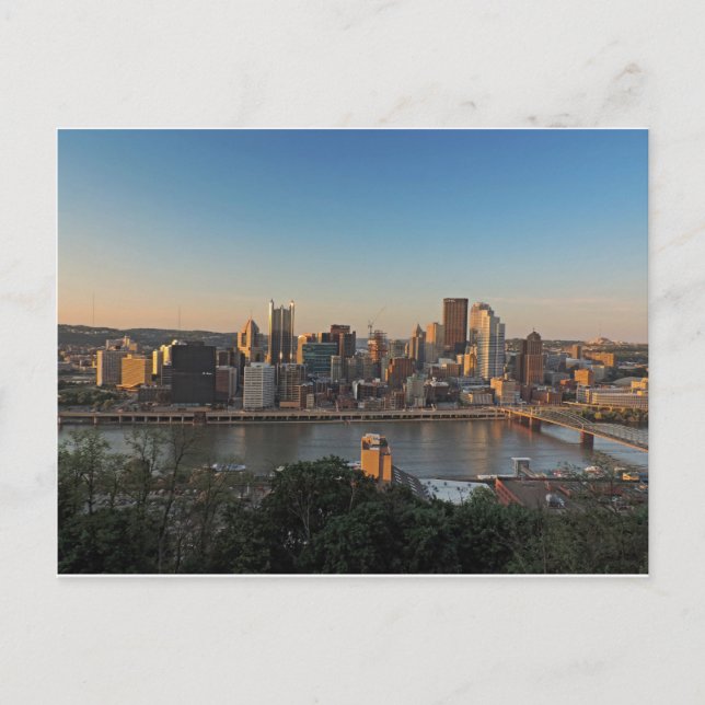 Carte Postale Pittsburgh Skyline au coucher du soleil (Devant)
