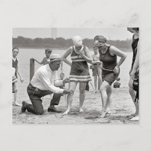 Carte Postale Police de plage, 1922. Photo vintage