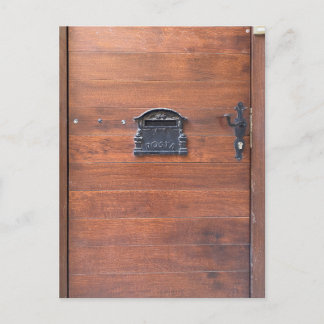 Carte Postale Porte en bois avec fente pour lettres
