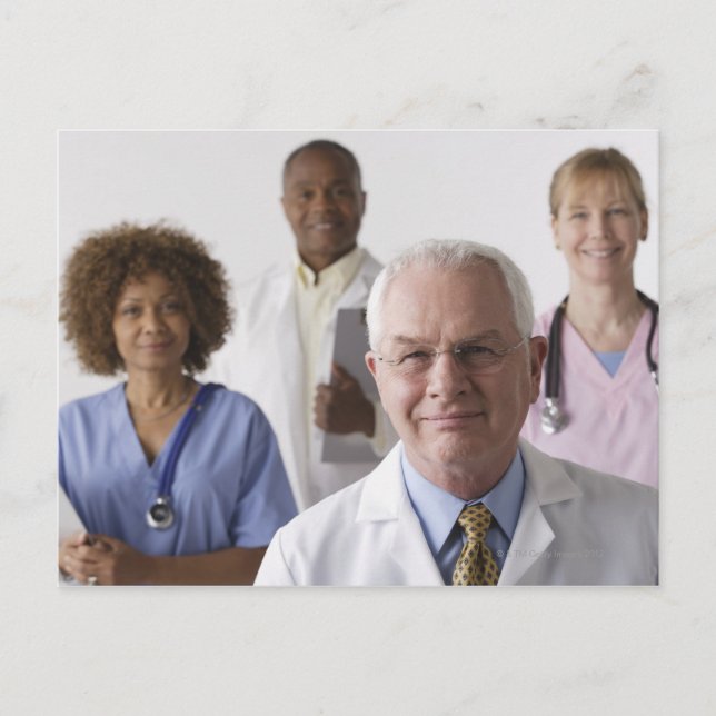 Carte Postale Portrait de quatre professionnels de la santé, stu (Devant)