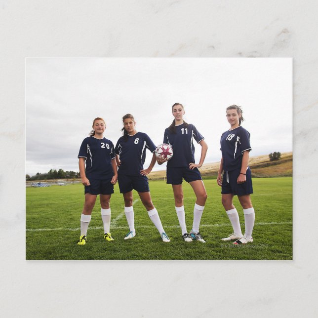 Carte Postale portrait d'une ado joueuse de football (Devant)