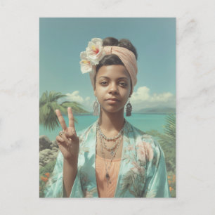 Carte Postale Portrait Tropical avec Geste de Signe de Paix
