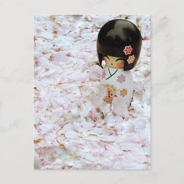Carte Postale Poupée japonaise en bois mignonne (Devant)