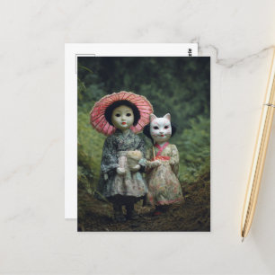 Carte Postale Poupées dans la forêt