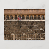 Puits à étages de Jaipur avec des visiteurs | Raja