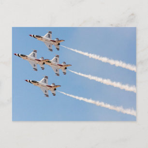 Carte Postale Quatre F-16 Thunderbirds volent en formation rappr