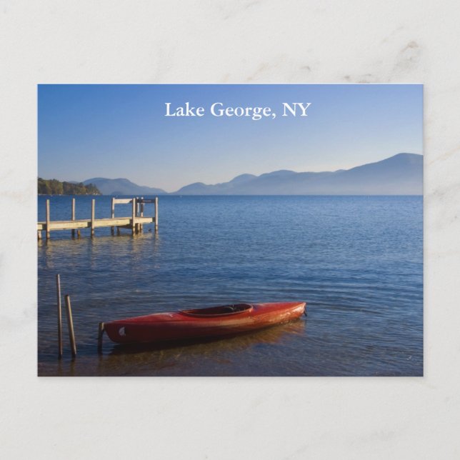 Carte Postale Red Kayak sur le lac George, NY (Devant)