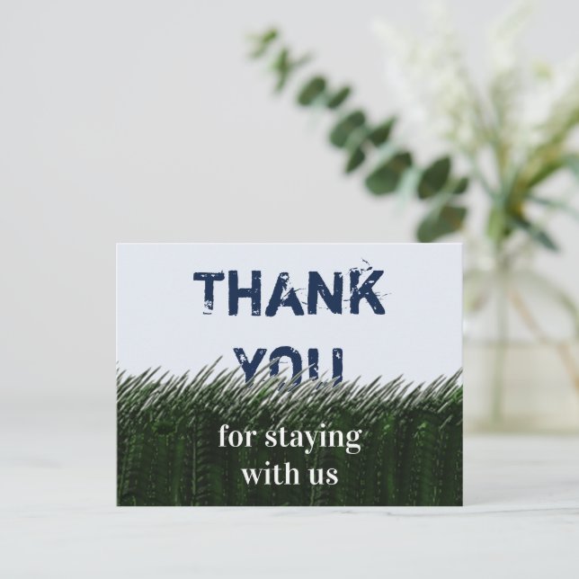 Carte Postale Remerciement aux invités de l'herbe verte et du ci (Debout devant)