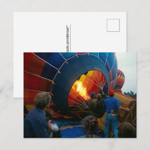 Carte postale - Remplissage d'une montgolfière