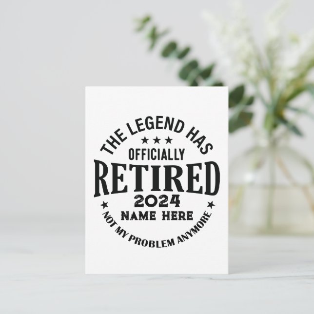 Carte Postale Retraite personnalisée La légende a pris sa retrai (Debout devant)