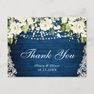 Carte Postale Roses blanches élégantes et dentelle Merci en bois
