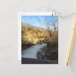 Carte Postale Ruisseau gelé dans les bois
