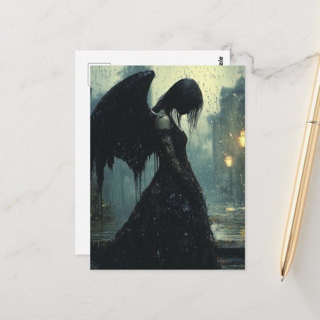 Carte Postale Sad Dark Angel in Rain Fantasy (Devant/Arrière en situation)