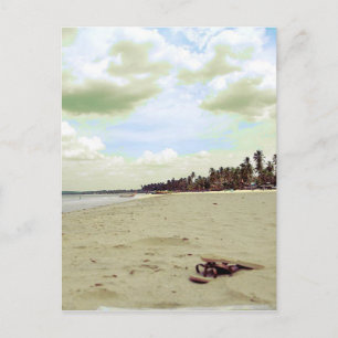 Carte Postale Sandales sur la plage tropicale