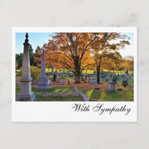 Carte Postale Scène d'automne dans un cimetière / Érable à sucre