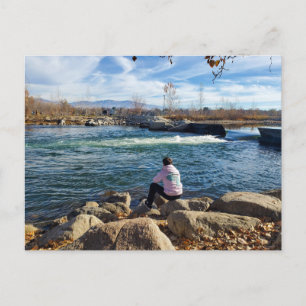 Carte Postale Scène naturelle de la rivière tumultueuse