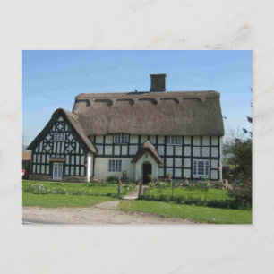 Carte Postale Scènes anglaises, chalet à colombages et chaume