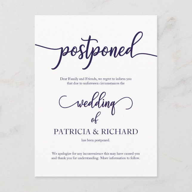 Carte Postale Script bleu marine Mariage reporté (Devant)