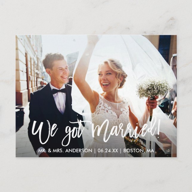 Carte Postale Script De Brosse Moderne Nous Nous Sommes Mariés (Devant)