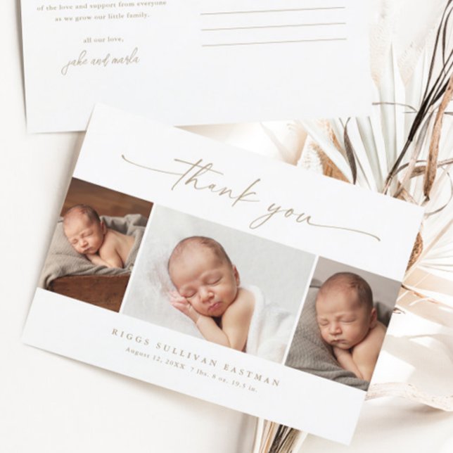 Carte Postale Simple Script Photo Collage Merci bébé (Gold script 3 photo baby thank you cards.)
