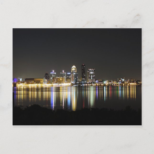 Carte Postale Skyline de Louisville la nuit (Devant)