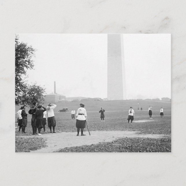 Carte Postale Softball féminin, 1919 (Devant)