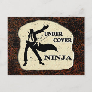 CARTE POSTALE SOUS LA COUVERTURE NINJA