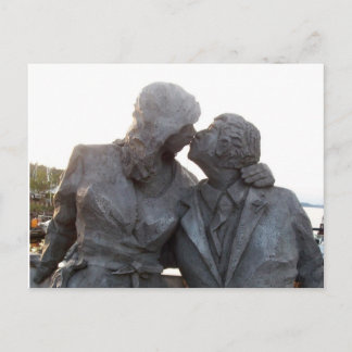 Carte Postale Statue de baiser