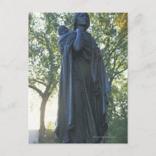 Carte Postale 'Statue de Sacagawea et son fils, guide sur