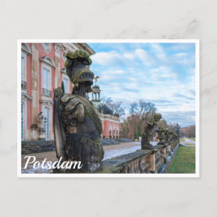 Carte Postale Statues de chevalier en pierre près du palais à Po