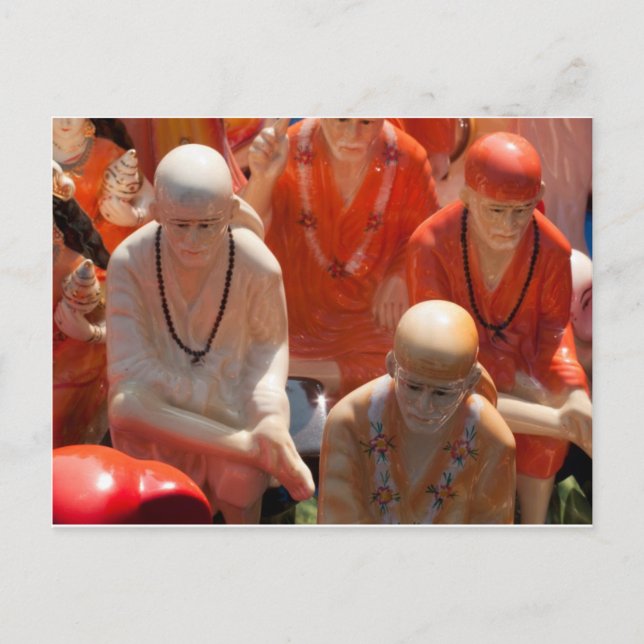 Carte Postale Statues de Sai Baba (Devant)