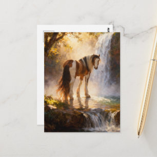 Carte Postale Superbe cheval Pinto Gypsy Vanner à la cascade