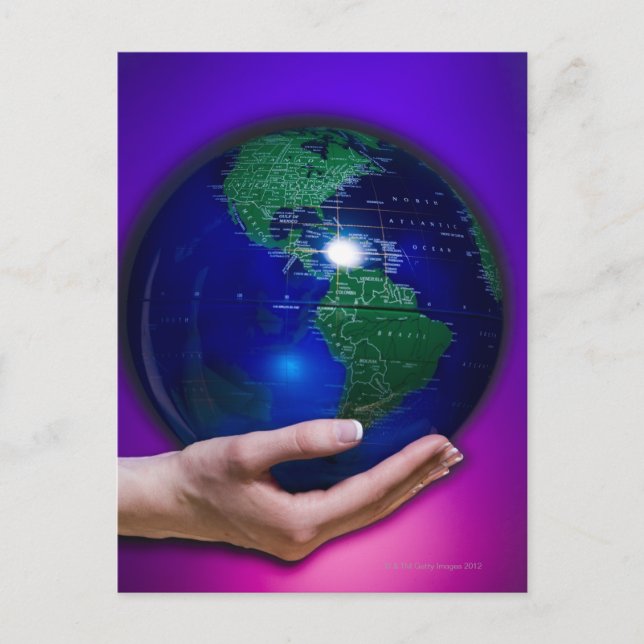 Carte Postale Terre de retenue à la main (Devant)