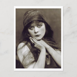 Carte Postale Theda Bara, Star du film, célébrité