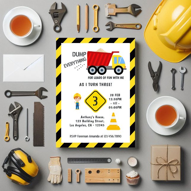 Carte Postale Thème de construction pour tout âge - Camion à ben (Construction Theme Dump Truck Birthday Postcard)